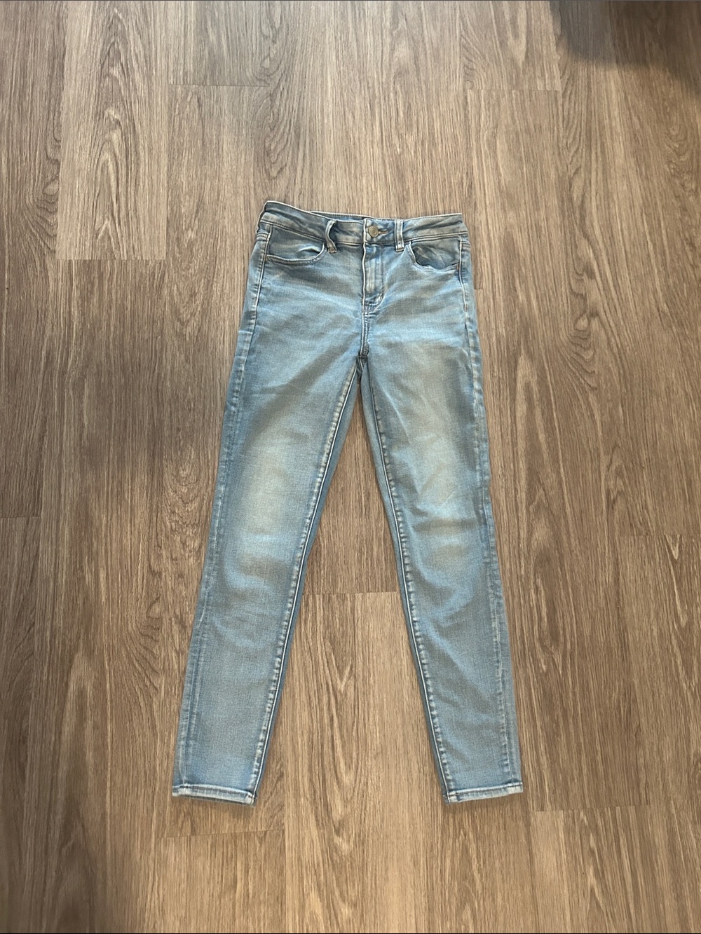 American Eagle high rise Women’s Skinny Jeans